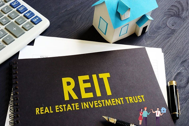  How many jobs are available in real estate investment trusts?